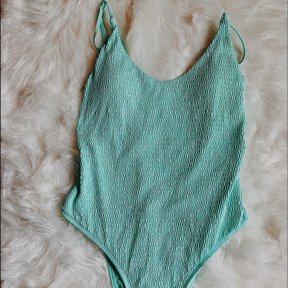 cheeky Aerie swim suit 🌻